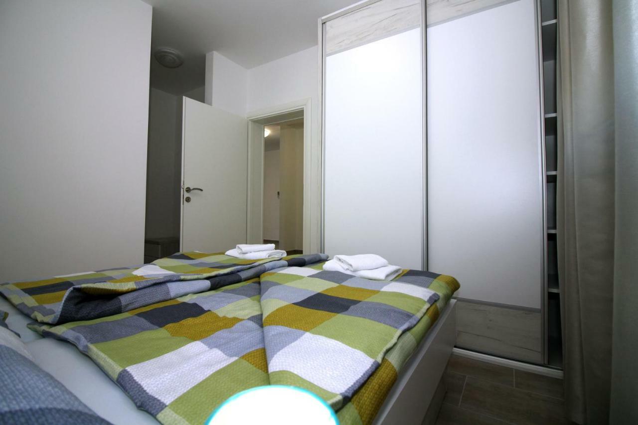 Apartments Lalea Zadar Exterior foto